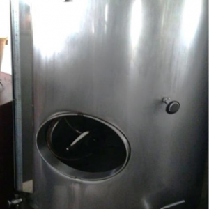 Serbatoi inox da 10 Hl. stoccaggio